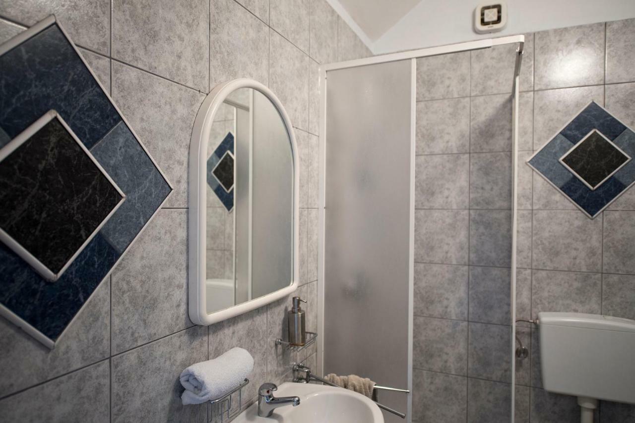 The Roof - Luxury Apartment Omiš Exteriér fotografie