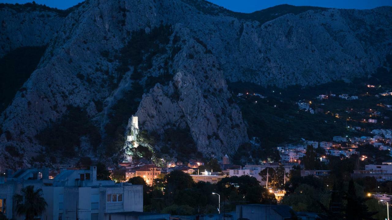 The Roof - Luxury Apartment Omiš Exteriér fotografie